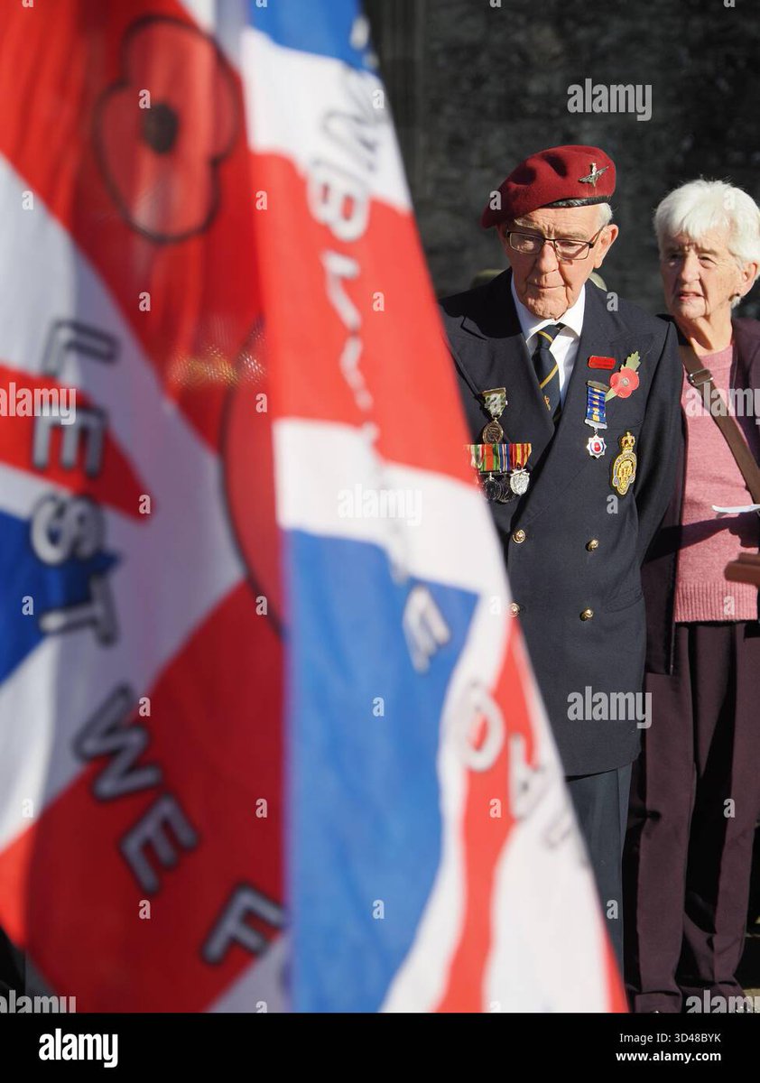 foto_bell's tweet photo. Remembrance Sunday parade in Eastchurch, Kent, UK. Pics @Alamy_Editorial https://t.co/XQ2teVB4nn @TelegraphPics @guardianphotos @Metropixdesk @Mailonlinepics @SunPictureDesk @Mirror_Pictures
@Express_Pics #kent #Remembrance https://t.co/x7lDAbF5I3