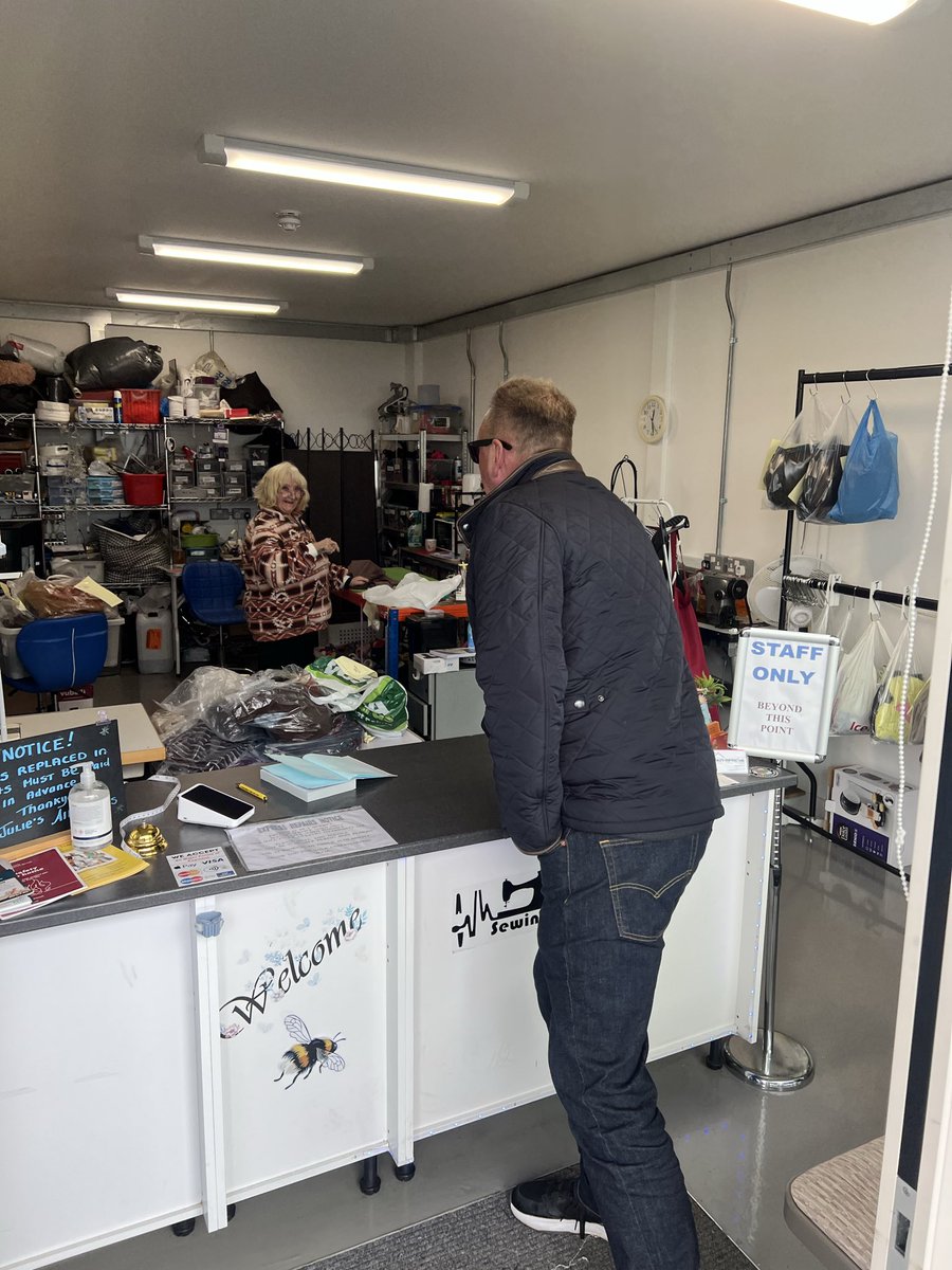 d_sloggett's tweet image. The MacMaster,Filming, I only show how great &amp;amp; positive we are, We are not deprived Jaywick Sands 
youtube.com/watch?v=VWa4PK… @MacmasterThe  @d_sloggett