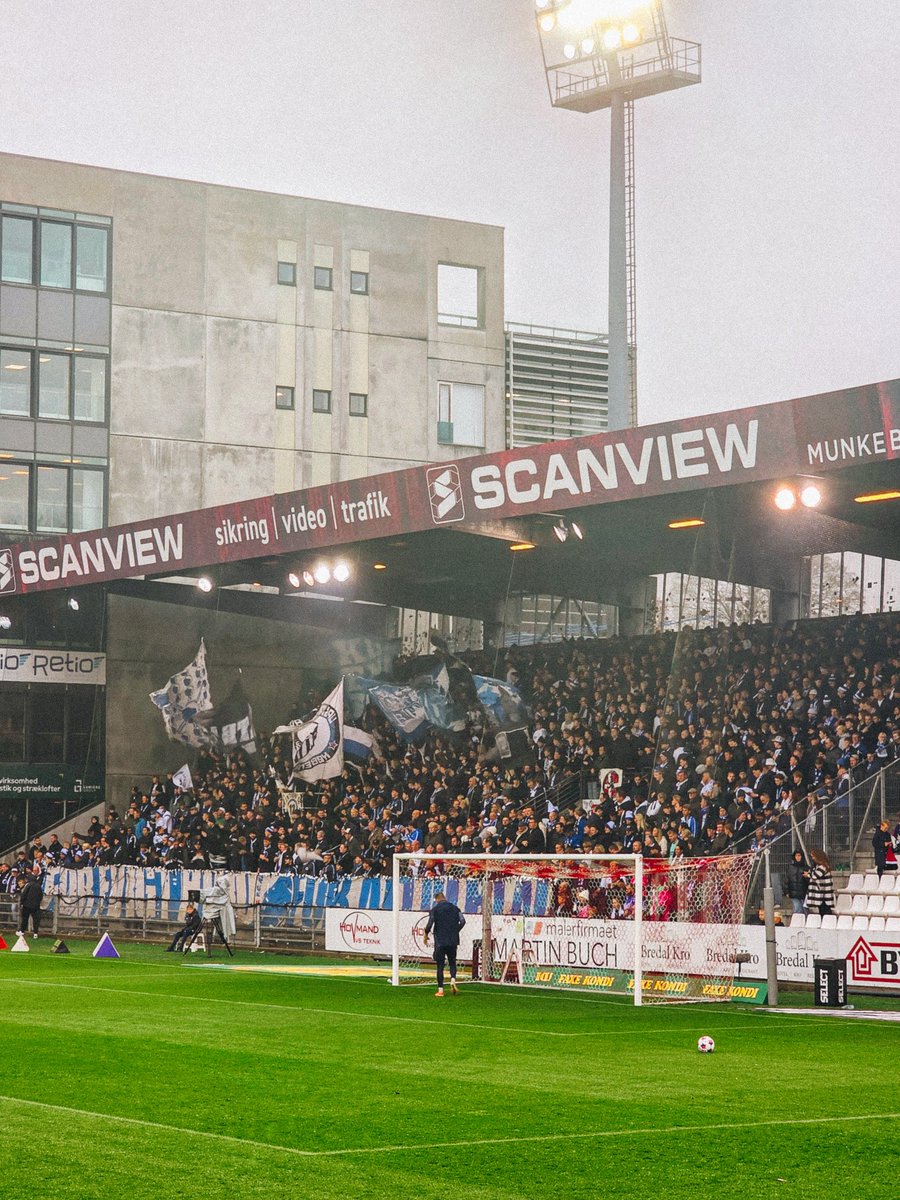JimDupont86's tweet photo. Sektion12 København #fcklive https://t.co/hJb9DYzZ0L