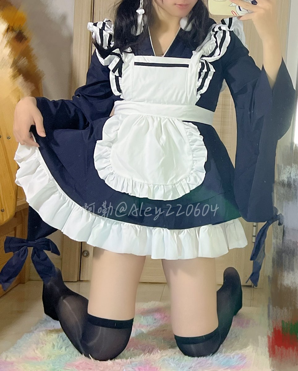 每次发照片前都要想好久要写什么文案，这次又不知道写什么了( ；´Д｀)