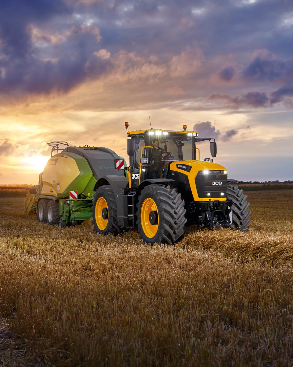 Ahead of the field for a reason. We’re thrilled to announce the iconic JCB Fastrac 6300 has been crowned Tractor of the Year 2026 in the sustainable category. See it for yourself at Hall 09, Stand A27 at AGRITECHNICA. Discover more: go.jcb.com/ujkKQ