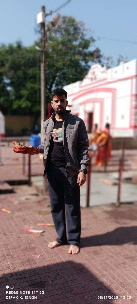 DiFactoGlobal's tweet image. Pathrol Kali, Madhupur - peaceful place, divine energy, blessed day. 🙏
#Mr_DipakSingh #PathrolKali #Madhupur