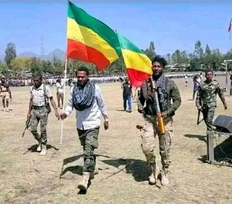 dagmawi_belay's tweet photo. ትግራይ በቆረጣ አማራ በሽምቅ !
የትግራይና አማራ ህዝብ በድንበር አይጣላም:: ያለምንም ድንበር መኖር የሚችል homogeneous ህዝብ ነው:: በባህል በሀይማኖት በታሪክ በስነ ልቡና አንድ የሆነ ትልቅ ህዝብ በቁራጭ መሬት አይጣላም:: ከድል በኃላ ያለምንም ድንበር ወይም ወሰን አንድ ሆነን መኖር እንችላለን:: የወርቅ ሀብቱን ትተን ትግራይ በቱሪዝም ብቻ በ አመት ብዙ ቢልዮን ዶላር ማስገባት ትችላለች:: የትግራይ አዲሱ ትውልድ ይህን ጠንቅቆ ማወቅ አለበት:: የድሮ የጥላቻ የመከፋፈል ትርክትን ረስቶ ታላቁን የሰሜን ህዝብን ህብረት አንድነት ውህደት መፍጠር አለበት:: በትግራይ ህዝብ ላይ የሚደረግ ማንኛውም ጥቃት የአማራ ህዝብ ጥቃት ነው:: ይህን የማይቀበል አማራ ወይም ትግራዋይ ካለ እሱ የ ኦሮሙማ ብልፅግና ሌጋሲ ማስቀጠል የሚፈልግ ጀንፈል ነው:: ትግራይና አማራ ህብረት ፈጠሩ ሲባል የሚያመው ሰው መወገዝ ብቻ አይፈለም መወገድም አለበት:: እስከ መቼ በነዚህ ሰዎች የሀሰት ትርክት እንታለላን? ስለሆነም የትግራይና የ አማራ ሀይሎች ሌላ አጀንዳ የላቸውም:: ቁጥር አንድ ቀዳሚና አንገብጋቢ አጀንዳቸው ይህን ፋሽስታዉ አረመኔ ጡት ቆራጭ ክርስትያኖችን የሚያርድ ዜጎችን የሚያፈናቅል የሚወር የሚደፍር የሚዘርፍ እኩይ ስብስብ ከ ኢትዮጵያ ምድር ላንዴን ለመጨረሻ ጊዜ ጠራርጎ ማጥፋት ብቻ ነው:: ከዚህ ውጭ ቀዳሚ አጀንዳ ሊኖር አይችልም:: የትግራይና አማራ ኢሊቶች ከዚህ አጀንዳ ውጭ ወልቃይት ራያ የሚባል አጀንዳ በፍፁም ማንሳት አያስፈልግም:: ያለ ወሰን
መኖር ስንችል ይህ አጀንዳ ራሱን በራሱ ያከስማል:: ከሁሉም በፊት ህልውና ያስፈልጋል:: መጀመሪያ መኖር ሳንችል በጥቃቅን አጀንዳዎች የምንጠመድ ጅሎች አይደለንም::