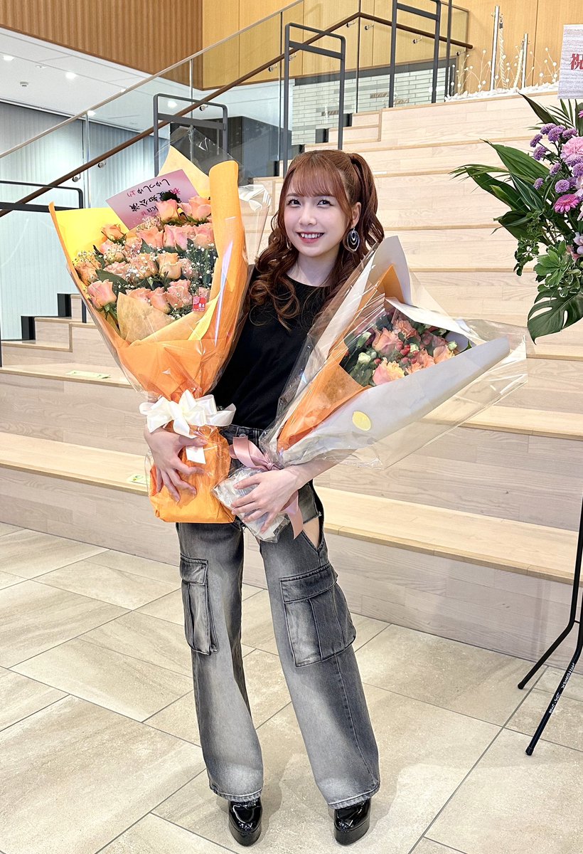 愛を感じるお花たち( ՞ෆ ෆ՞ ) お名前が反対になってるのに気づかず