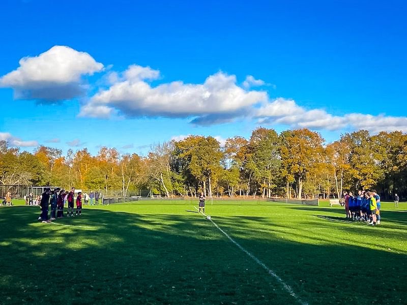 BordonFc's tweet image. 🌹 Lest We Forget 🌹

Yesterday we paused before kick-off to remember and reflect — honouring the brave men and women who gave their lives in service.

It was a moment of unity, respect, and gratitude — football coming together to remember those who made the ultimate sacrifice.