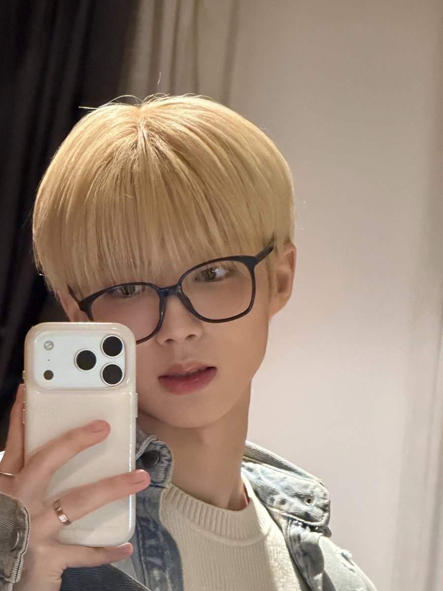 MEMBERS_8TURN's tweet photo. 🥸😙😛

#8TURN #에잇턴 #エイトターン 
#민호 #MINHO #ミノ https://t.co/cPQ5Quwsbr