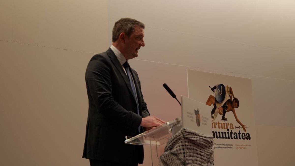 johnfinucane's tweet image. The people of Ireland &amp;amp; the Basque Country share a deep &amp;amp; enduring friendship, built over many years of solidarity.

Our nations have long striven for the right to self-determination, to be free &amp;amp; independent.

I was honoured to speak in Pamplona at an event organised by the…