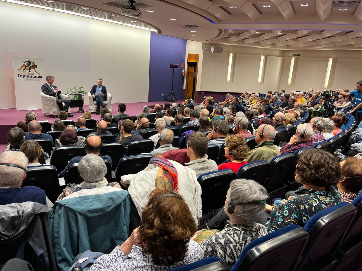 johnfinucane's tweet image. The people of Ireland &amp;amp; the Basque Country share a deep &amp;amp; enduring friendship, built over many years of solidarity.

Our nations have long striven for the right to self-determination, to be free &amp;amp; independent.

I was honoured to speak in Pamplona at an event organised by the…