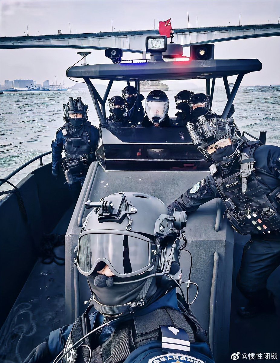 Chinese SWAT 🇨🇳 operators from Guăngzhōu.