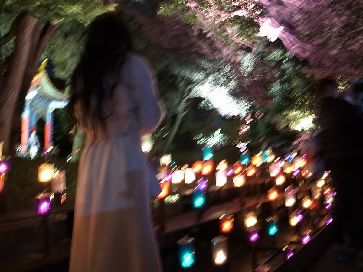 えええっ・・・！

もちろん人は居ました、あっ知らない方です
只の失敗写真なり
ｷｯﾄｸﾙ-----ｷｯﾄｸﾙ---

#olddigitalcamera #ccd #ricoh #ricohgr #grd4 #grdigitaliv #ブリーチバイパス #チャンプカメラ #神奈川 #江の島 #華麗なる失敗写真