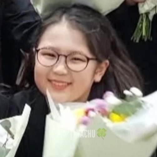 ukh_tami's tweet photo. little yeon 🤏🏻

#YE_ON #예온 https://t.co/LBnzNQjMRg