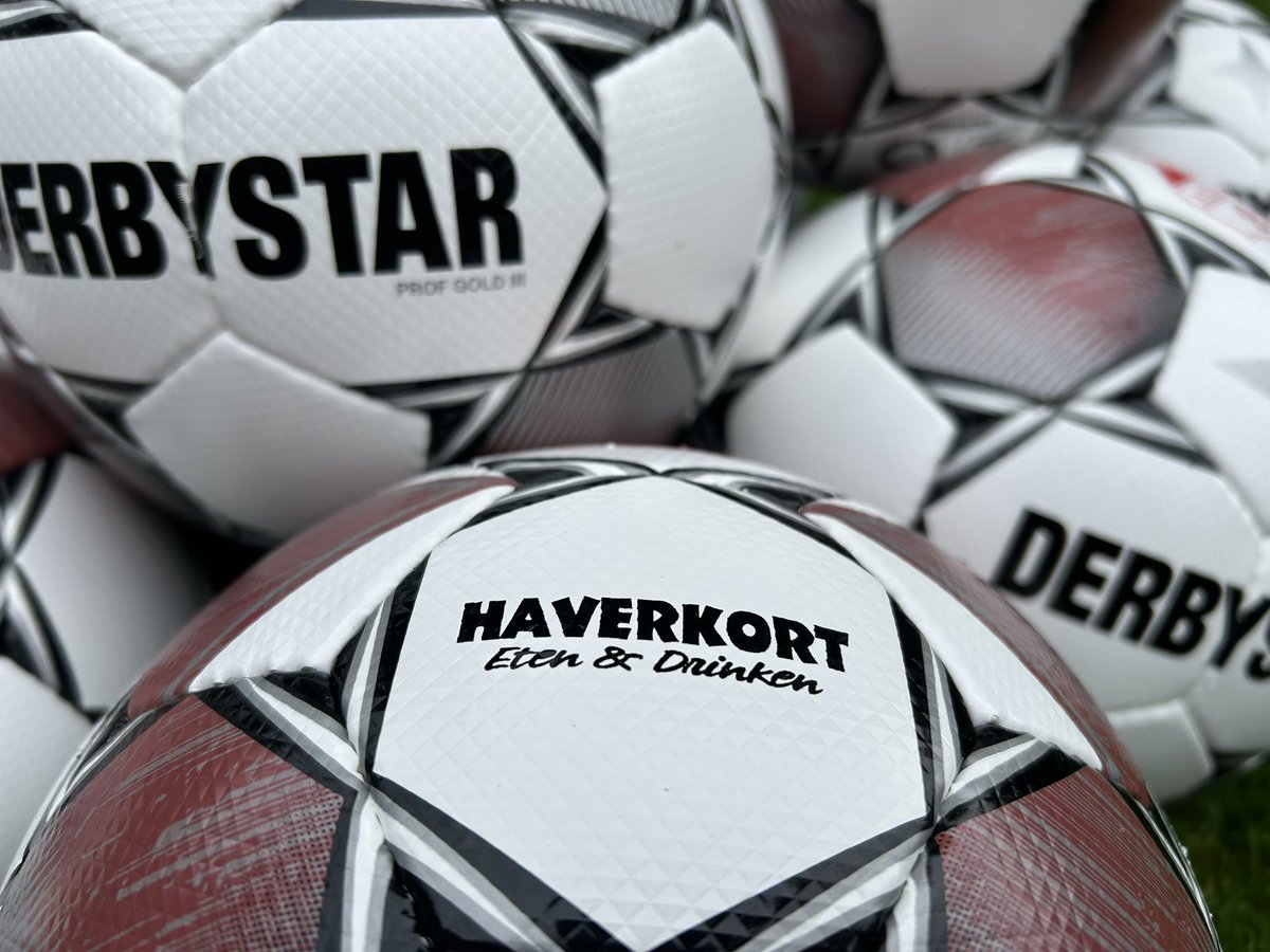 Ook in het Prinsenweekend speelt vv EMMS thuis. Om 14:00 uur wordt <a href="/SVPESSE/">SVPESSE</a> ontvangen. Balsponsor is Haverkort Eten en Drinken! 🔴⚪️⚽️🎊