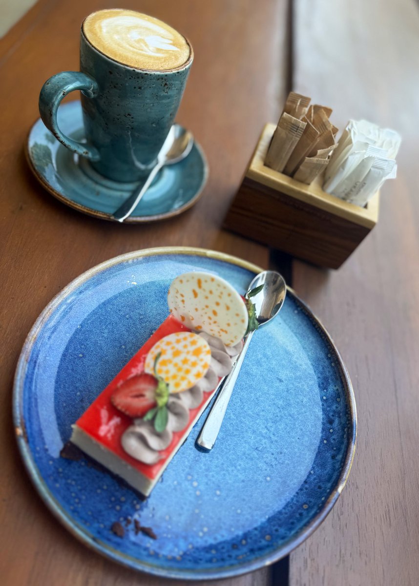 Aysha Mbarak Al-Alawy tweet media