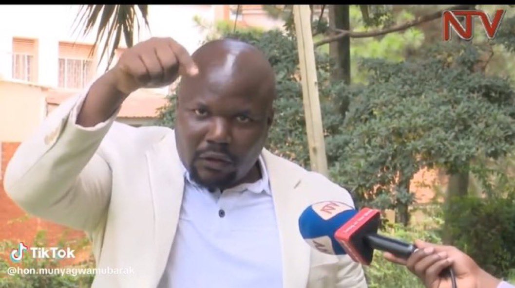 You who doesn’t engage on my pinned tweet onjagaza kuffa gwe 🫵