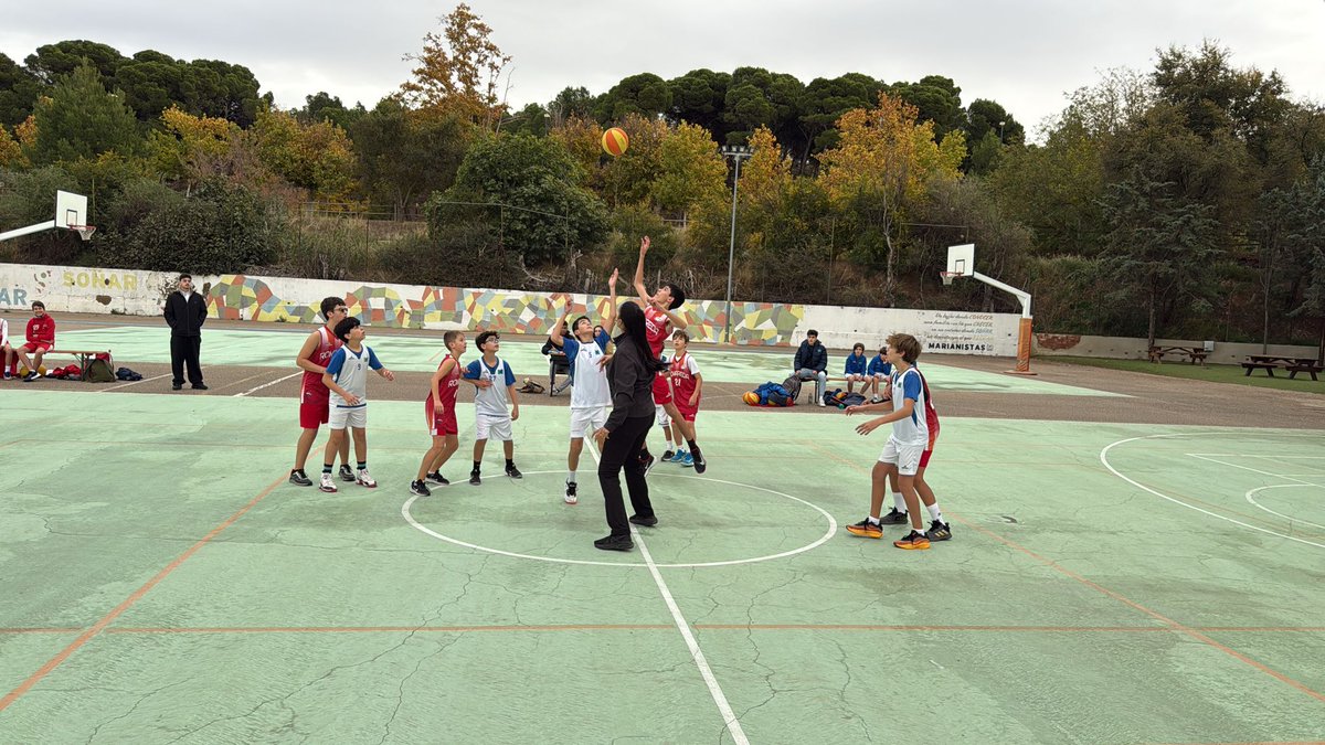 🏀🏀
Sólo dos equipos de canasta grande pudieron disputar sus encuentros 
El preinfantil masculino logró una contundente victoria en <a href="/BSKTMarianistas/">Basket Marianistas</a> 
Las infantiles acusaron las bajas y no pudieron con un <a href="/Adaagzgz/">Alierta Augusto Salas</a> que fue superior 
💪💪