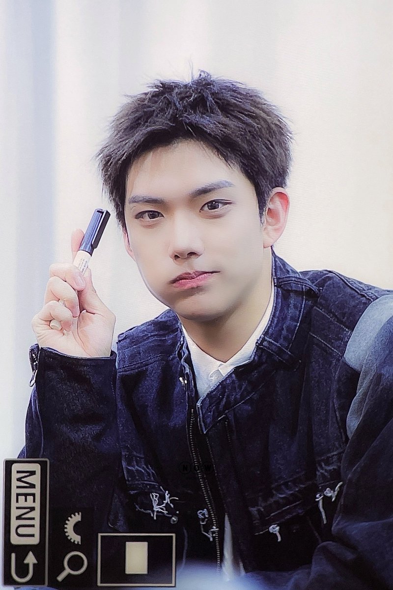 ofHyunMin's tweet image. 251109 📸

#아크 #ARrC #현민 #박현빈 #HYUNMIN