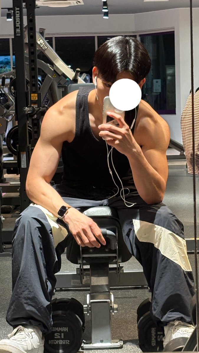 snowmeltlism's tweet image. 汗止まらん