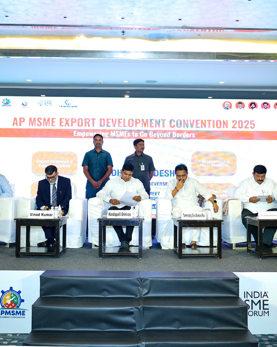 apmsmedc's tweet image. 🌍 The wait is finally over!
The Andhra Pradesh MSME Export Development Convention 2025 kicked off yesterday in Visakhapatnam, uniting MSMEs, global buyers, and industry experts under one roof!

Organised by the India SME Forum in collaboration with the AP MSME Development…
