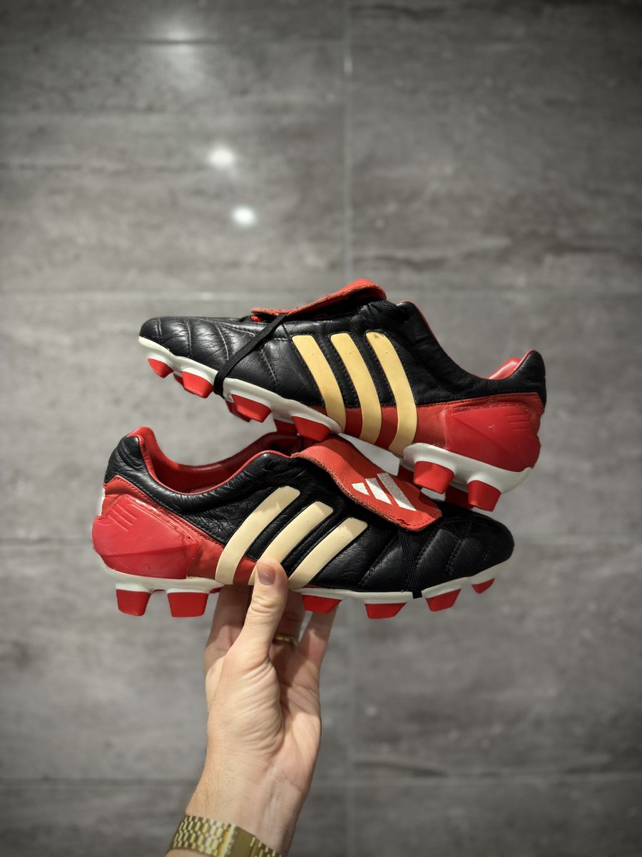 RTaylorMadeBoot's tweet image. Adidas Predator Mania

The definition of ‘they don’t make them like this anymore’

The greatest boot of all time?

RT if you agree… ♥️🖤

@adidasfootball #adidasFootball