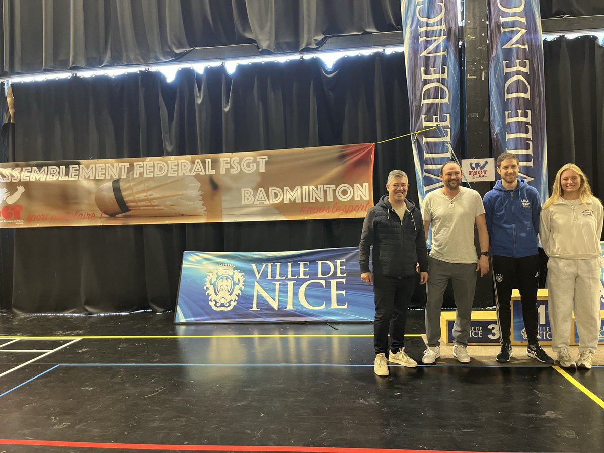 pcondomitti's tweet image. Passage au Campus Staps pour saluer et encourager les participants du championnat de France @FSGTofficiel de badminton doubles hommes et mixtes. 🏸
Merci à Arnaud Berthier et Guillaume Tassy pour l’organisation de cette compétition.