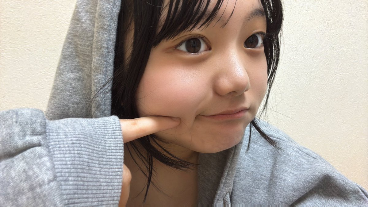 Saki_Cyp's tweet photo. 今日も1日おつかれさまです！🦥

発熱しちゃいました、、！
でもインフルエンザとかじゃなくて安心^^
少しずつ熱も下がってきたからよかった！
早めに寝ますね💕︎

おやすみなさい🌙𓈒𓂂𓏸
 #橘花咲希  #Sakky🦥 https://t.co/yoKPhh3Jtx