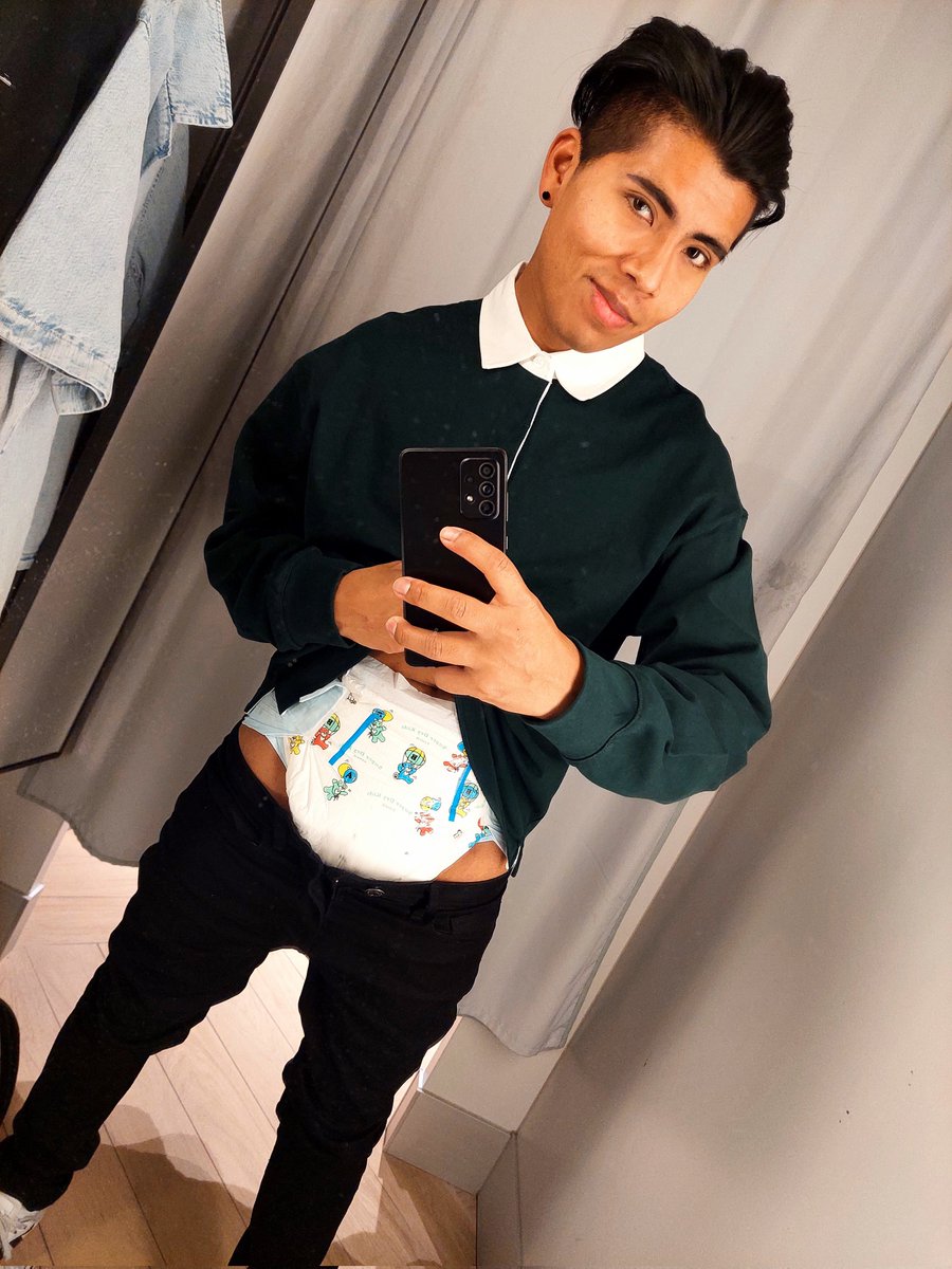 LittleCutieBoy tweet media