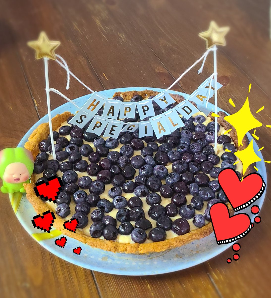 2日遅れで
バースデーケーキ🎂
作った💦

正直、失敗作なんだけど
美味しかったから
結果オーライ🤗🤗

改めて、息子君
おめでとう🙌✨
