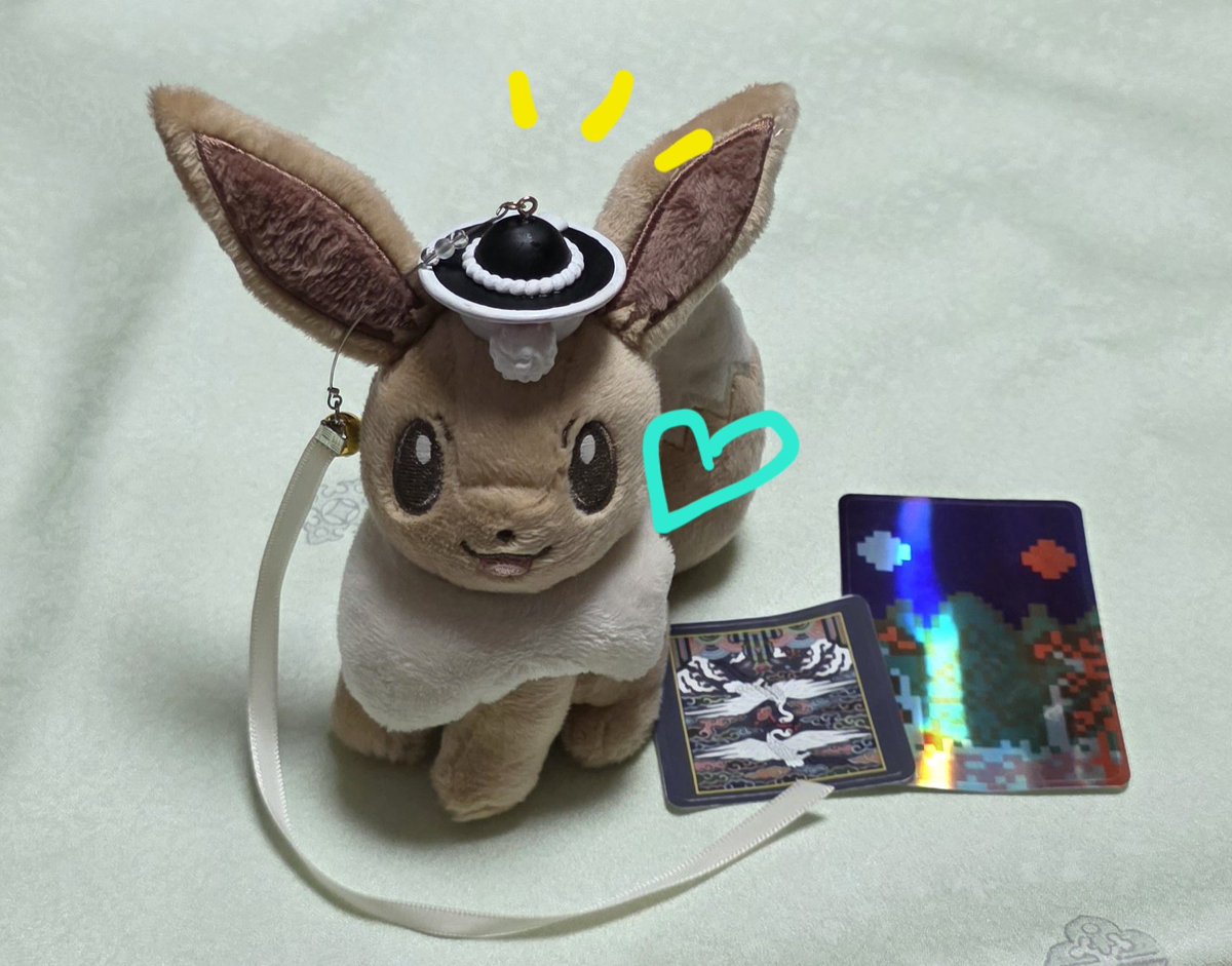 지안당<a href="/ji_an_dang/">지안당</a> 에서 주문햇던 상모왔는데 이브이에 씌워봣서여 
겁나긔여워!!!!🥰🥰
3D로 디테일을 이리 살리다니 모델링 빡세셧을듯😇😇