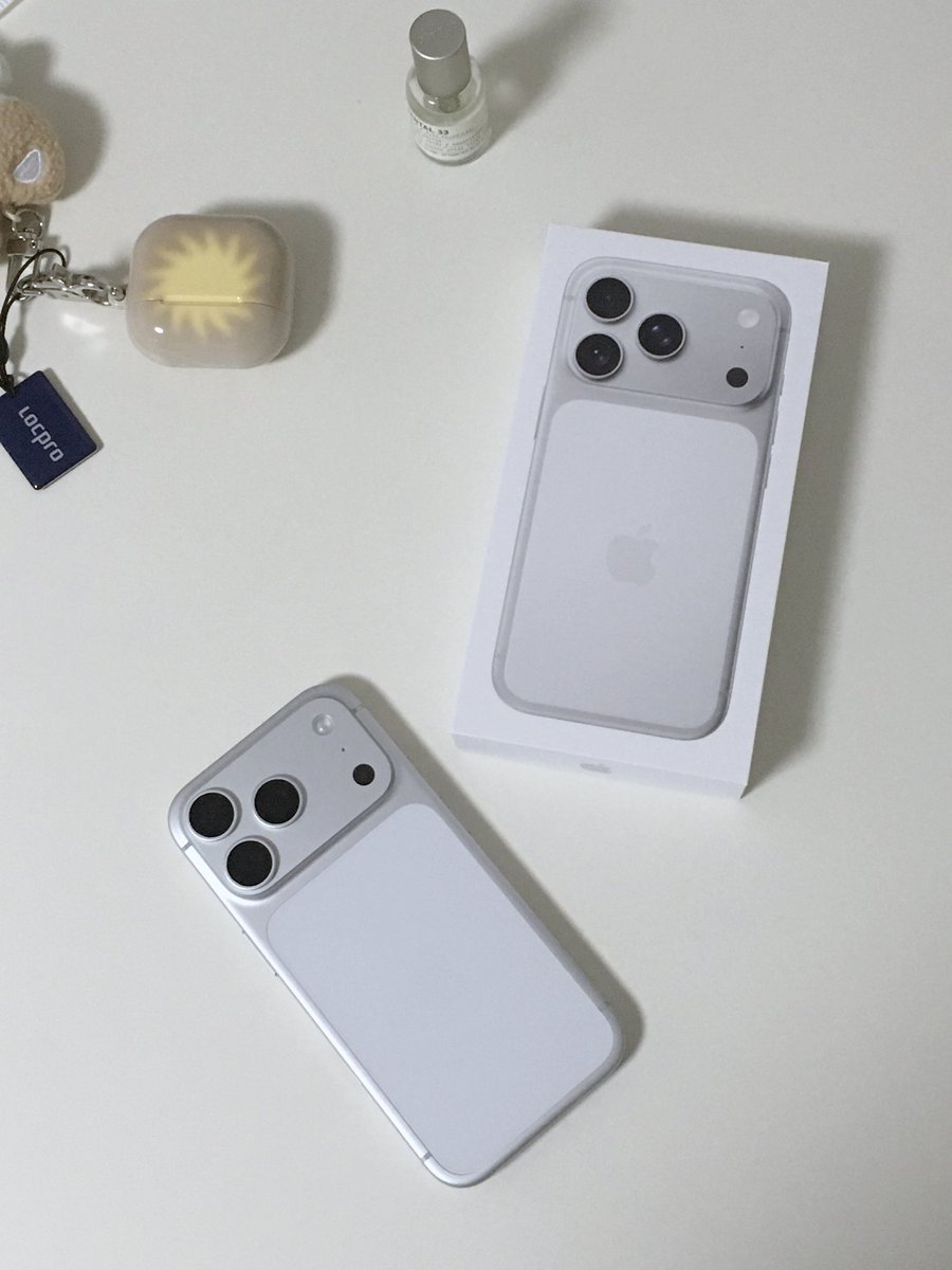 fromxummer's tweet image. 아차차 ! 올해의 셀프 생일 선물은 17pro ✌🏻