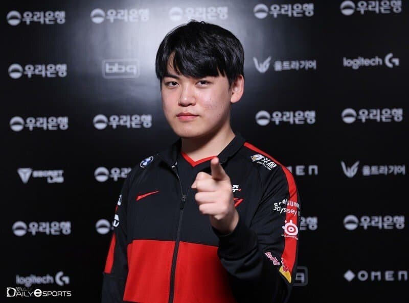 황금총을 든 사나이(2025)