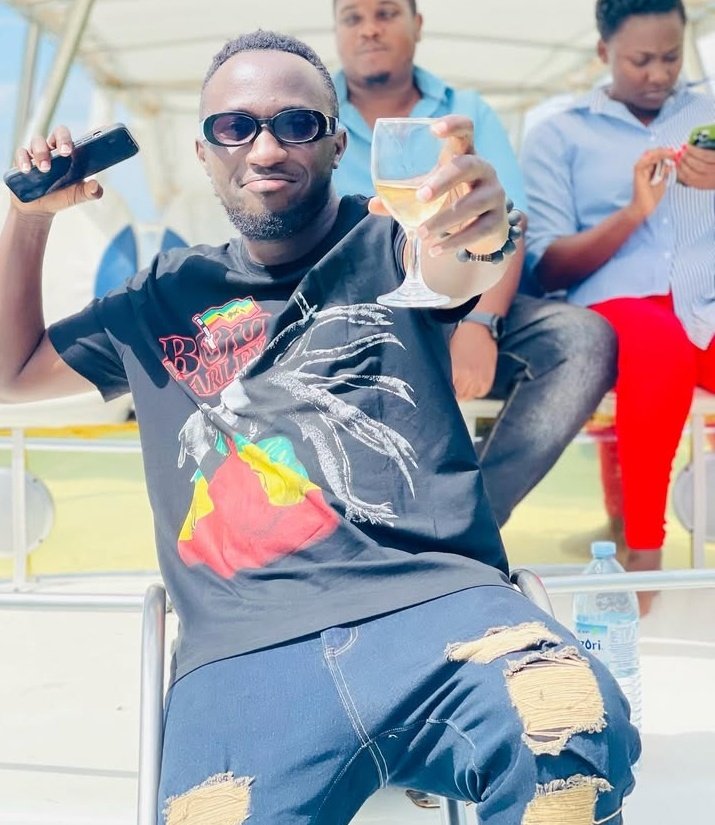 SohoFridays1's tweet photo. What do you know about this man? https://t.co/YsDe84UQaA