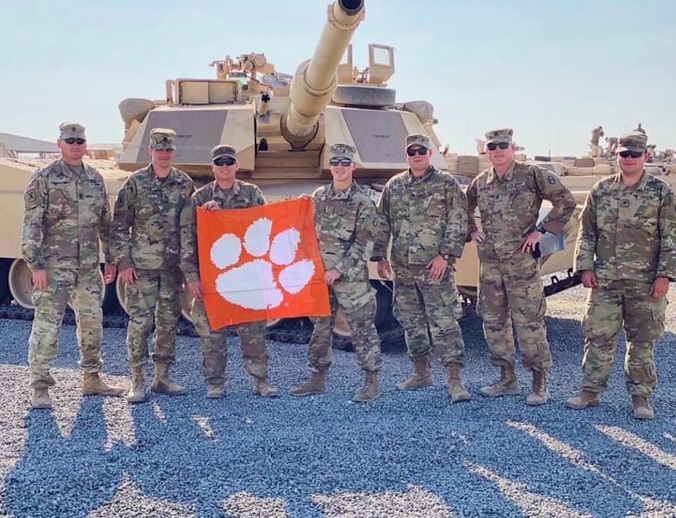 ClemsonBuzzz's tweet photo. Every SUNDAY we ask that the #Clemson Family show we still support &amp; care for All those who serve #WhatATimeToBeaClemsonTi ger https://t.co/HUgtLvIX1b