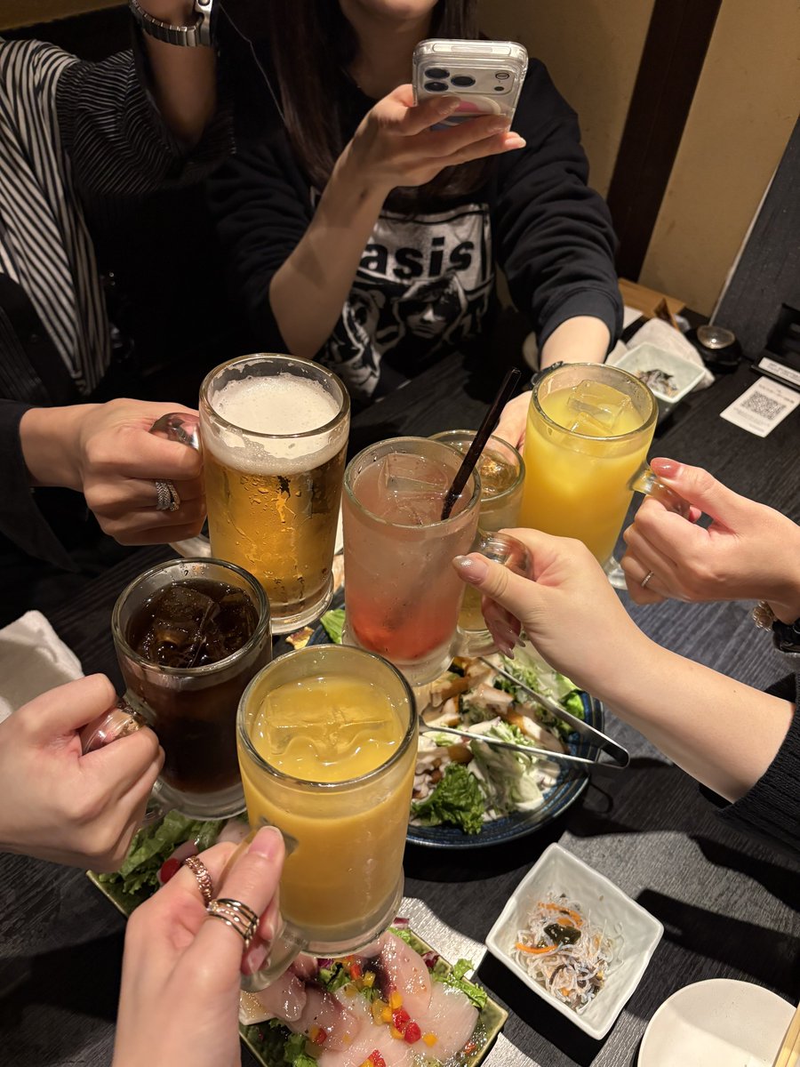 オタク飲み会行ってきた！涙出るほど笑ったwww