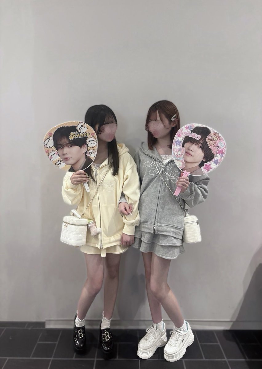 Ms180cm's tweet photo. あいちてる~(っ>~< )っ💝
 #なにわ男子_BonBonVoyage https://t.co/zHipogGDKd