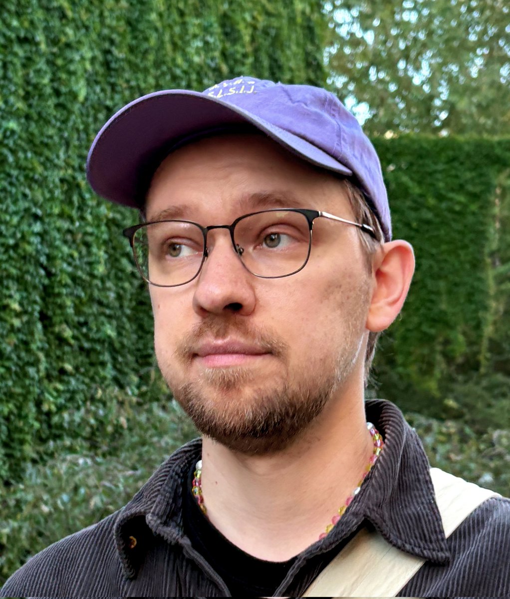 ArtemBizyaev's tweet image. Irl                                     Sona