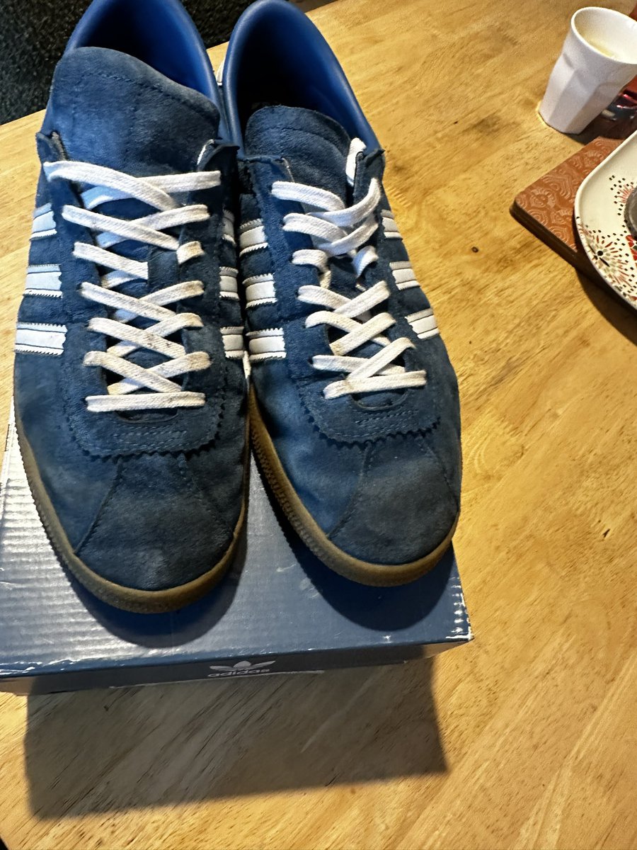 DaveBannon779's tweet photo. @adiFamily_ 2017 Koln UK 9, could do with a little bit of TLC, but would probably make a great project for someone. £35 TYD (add G&amp;S for PayPal) https://t.co/RrebudK9Hj