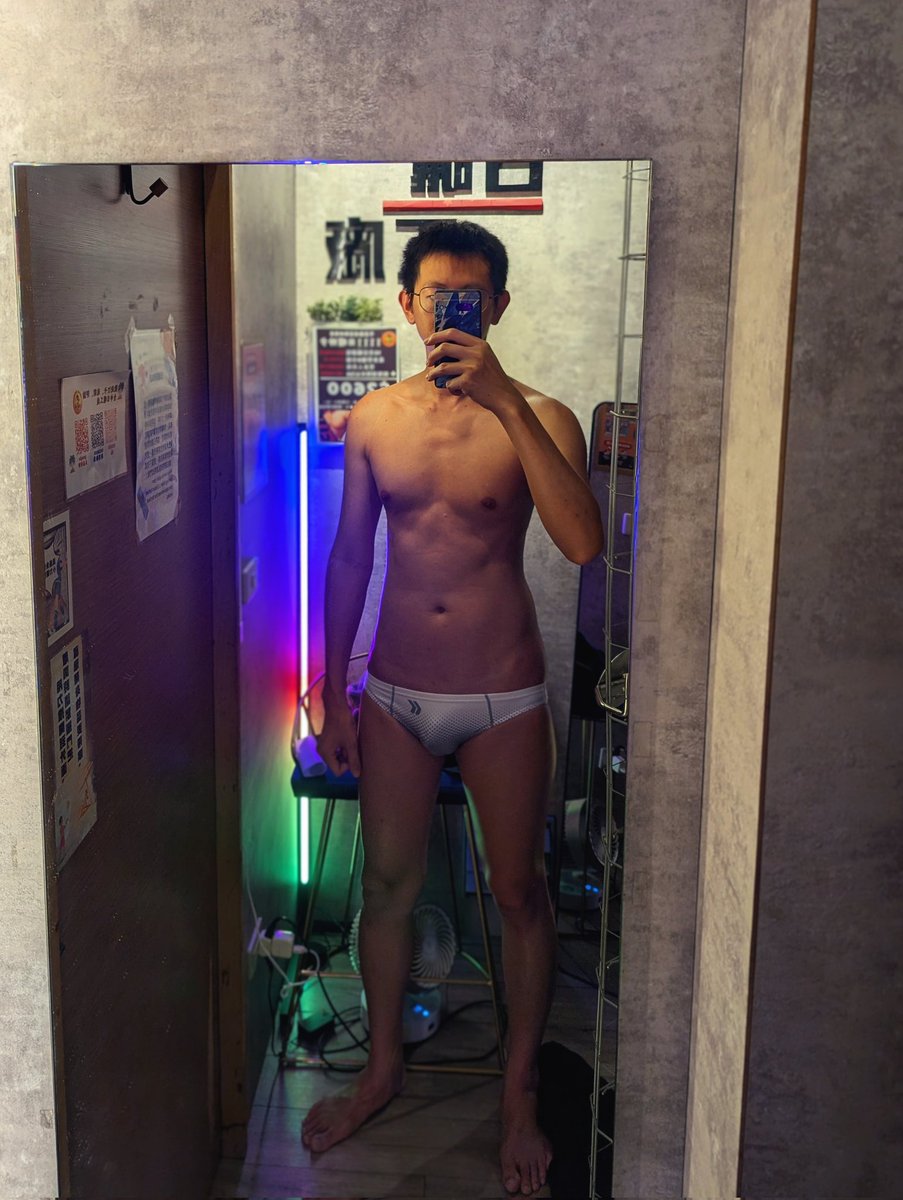 曬。
準備離職了 慢慢找回運動習慣
離開那天該有勇氣量inbody了吧 °3°