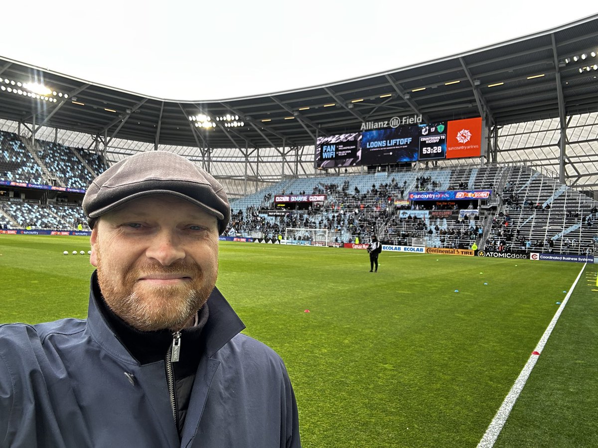 CalWilliamsComm's tweet image. Yesterday was wild. From a 4 hour flight delay, to getting to the stadium 90 minutes prior to kick, to seeing some old faces &amp;amp; being back in a familiar setting for the 1st time in several years…. To THAT game. Lovely to be back in MN and to call an “i was there” type game #MNUFC