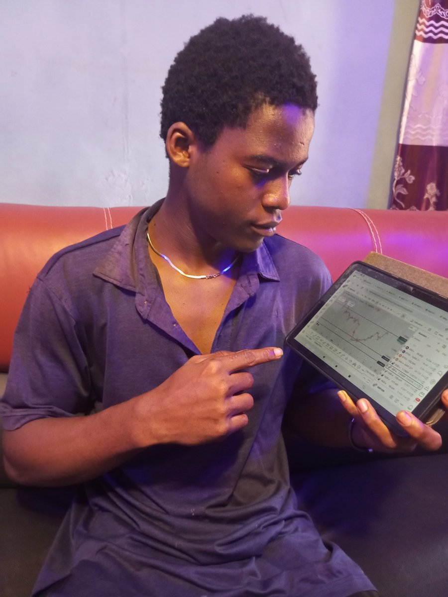 Ezeh2007's tweet photo. @asherkkine After 18 I realized life wasn't just about taking money from my parents

Am a FOREX TRADER 📊📊, 
Laptop will help me on my ANALYSIS and BACKTESTING TOOLS My goal is to become a profitable pro trader and help people(humanity first)
I would be honored to take part in this giveaway https://t.co/XDXV37RMJk