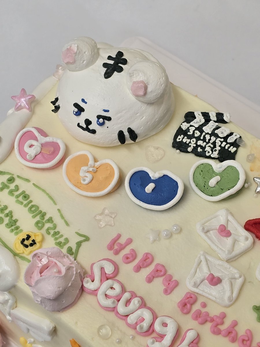 2일간 방문해주신 모든 분들 감사합니다. 재미있게 즐겨주셔서 열심히 준비한 보람이 있었어요. 2026년에도 승호 배우와 함께 하길 바랍니다. 🫰
⬇️ 아래 해시태그로 후기를 남겨주시면 추첨을 통해 액자를 드립니다. ( ♡ )
#월간레터스_신승_호 
#멋의_의인화_승호생일축하