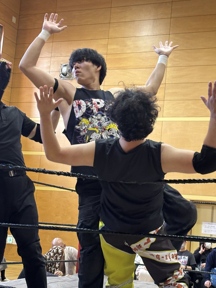 HARU tweet media