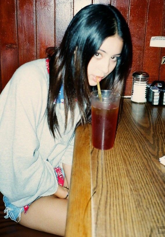 alexa demie archive (@archivedemie) on Twitter photo 