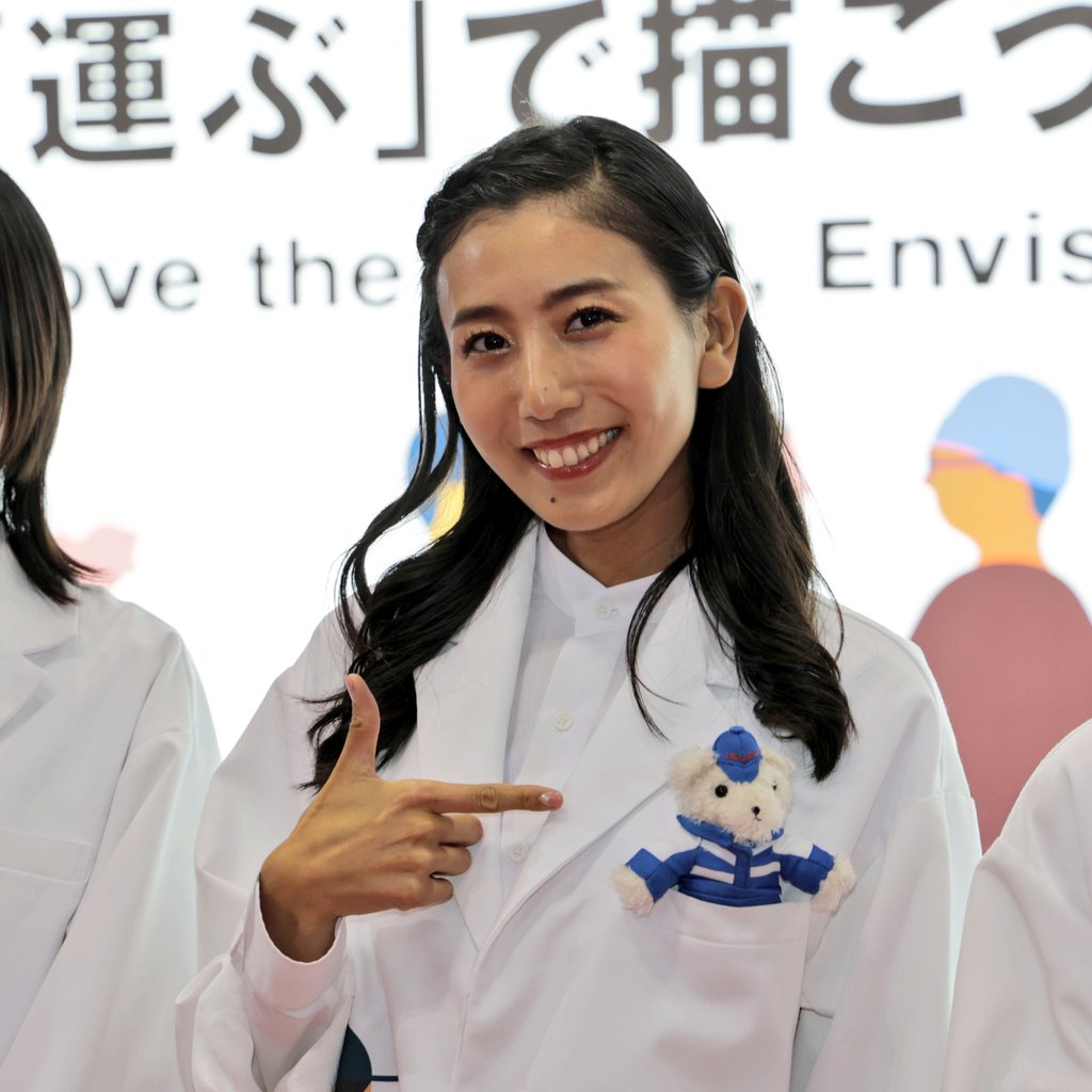 Teacher1mt's tweet image. ジャパンモビリティショー2025
#JMS　#モビリティショー
#いすゞブース　#福田りえ さん　お疲れ様でした✨️