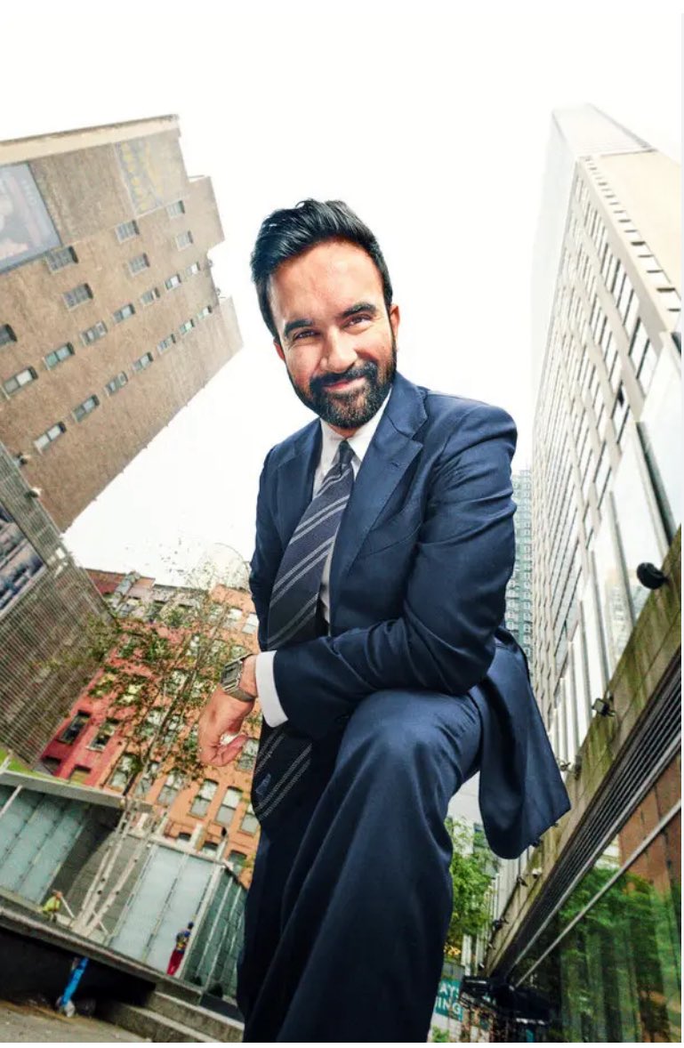 2/ Dünyanın iki farklı ucunda ama aynı yürekle siyaset yapan iki lider:
Zohran Mamdani ve Pelin Gündeş Bakır.
Her ikisi de siyaseti bir iktidar yarışı değil, adalet, emek ve insan onuru mücadelesi olarak görüyor.
#HalkınSiyaseti #MerkezParti