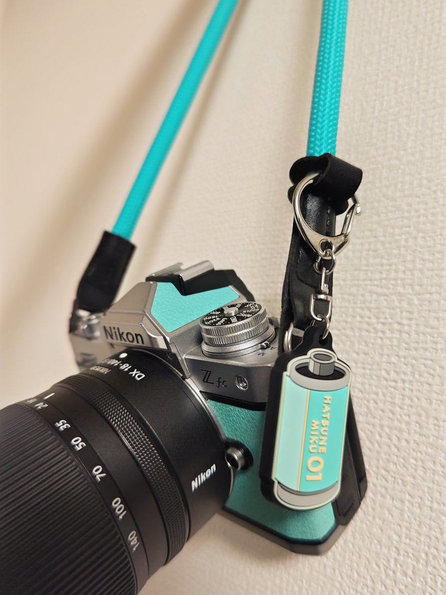 カメラのキタムラのミクさんコラボで買ったストラップ、Z fcによく