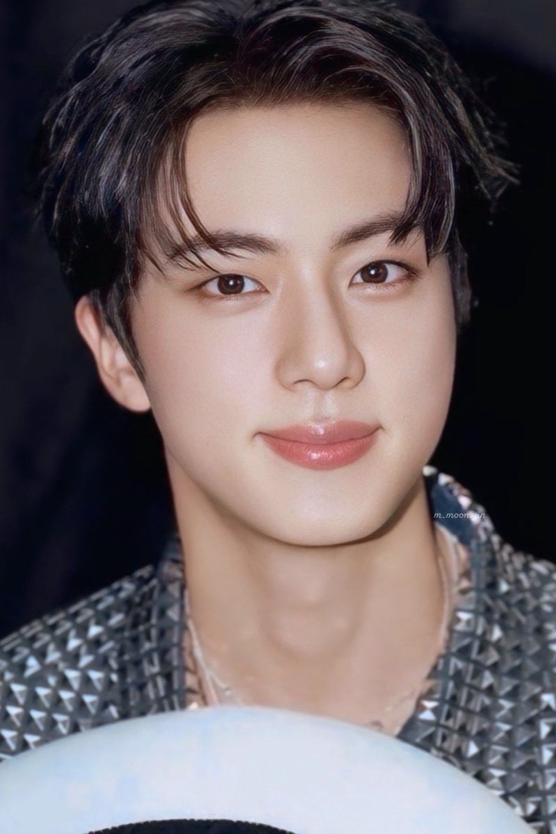 m_moon_jin's tweet photo. I’m voting #Jin for  #2025MAMAVOTE

いちばん幸せになってほしいひと..(*´ `*)💐 https://t.co/6xffTIG2YE