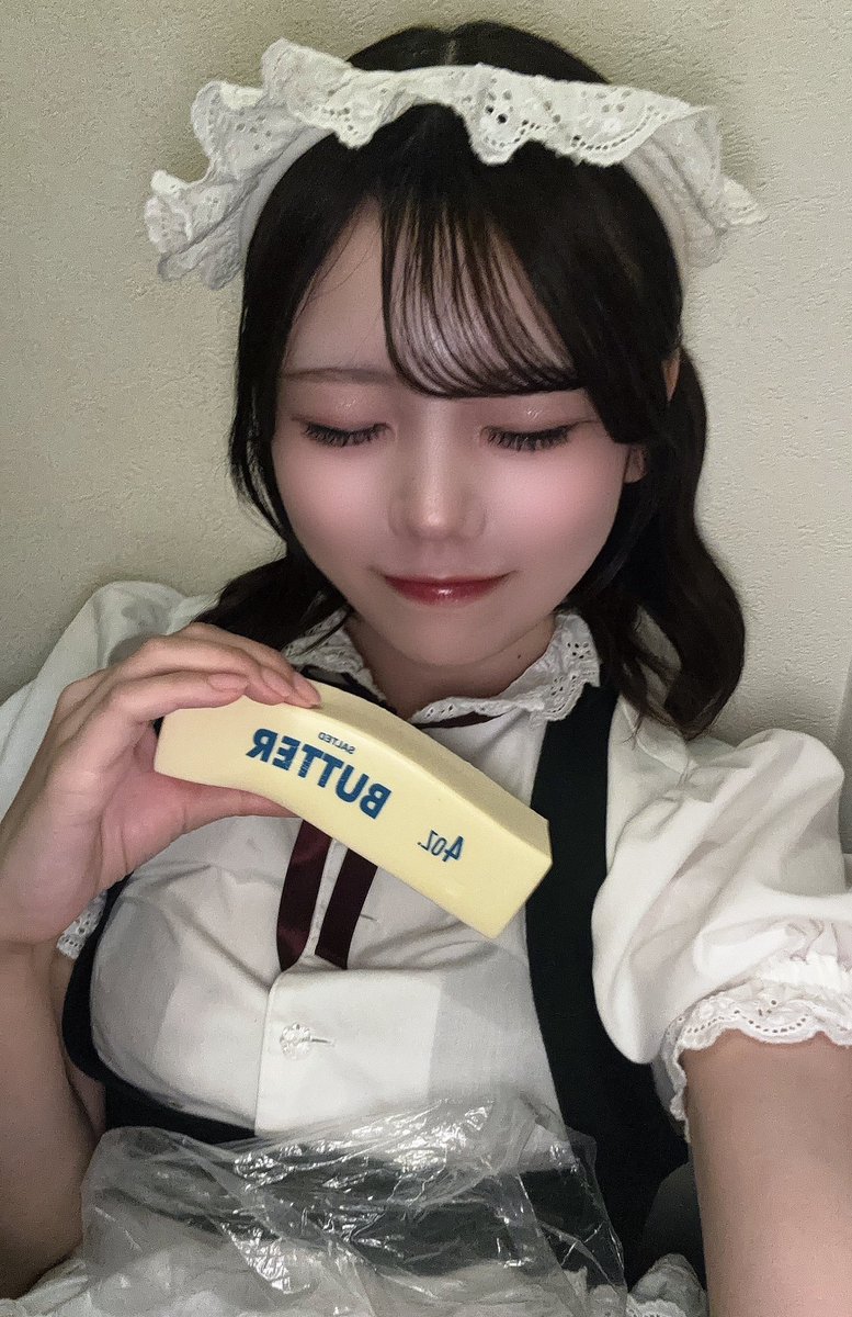 秋葉原ZESTさんにて、『 IDOL CONTENT EXPO ＠秋葉原ZEST～全組たっぷりLIVE～ 』and 遅番ホールカウンター
ありがとうございました🫶🏻

雨で憂鬱だったけどみんなに会えて元気出ました‼︎
とっても寒いから寒暖差には気をつけて、あったかくして寝てね🛌

おやすみなさい🌙