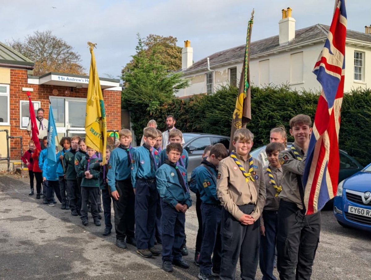 #70thPortsmouthScouts #70thPortsmouthScouts Feeling incredibly proud today as Lead Volunteer Our young people showed up in force at the Remembrance Parade, earning heartfelt thanks from fellow veterans.
You did us proud. 🇬🇧🌺
#RemembranceSunday #PortsmouthScouts  #HampshireScouts
