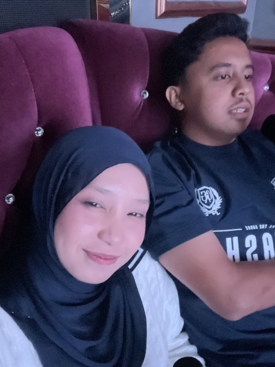 KissMin6's tweet photo. hmmmmmmmmm sedihhhhhhhhh cinte hatii dh balik ☹️☹️ bila nk kawen niiiiiiiii 😫😔😔 https://t.co/l5idYkLJfz