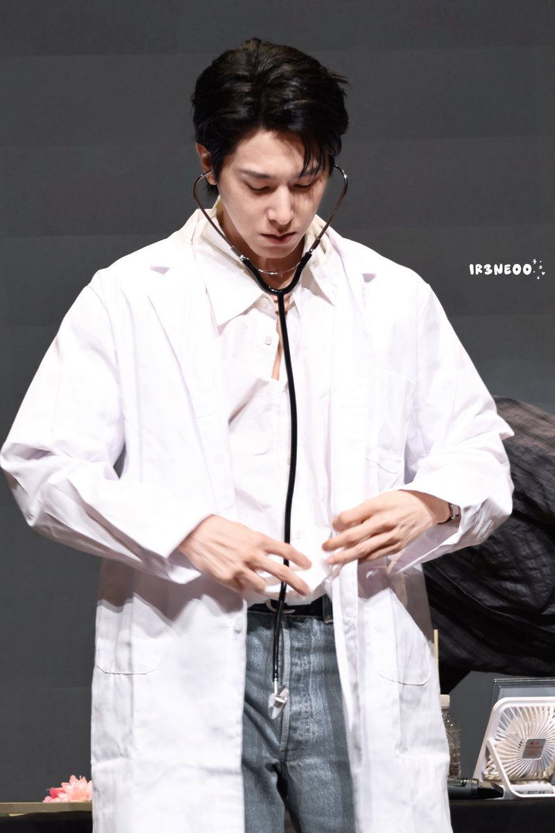 20251109 Makestar Fansign

👼+🧑‍⚕️

#유노윤호 
#U_KNOW
#ユンホ 
#TVXQ! 
#동방신기